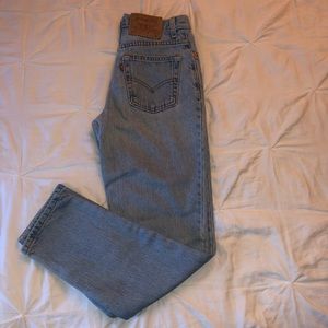 Vintage Levis High Rise Slim Fit Tapered 512 Jeans
